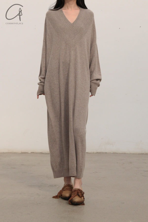 SWAYING/KNIT V-neck wide dress SW23AW2L20 camel PS65